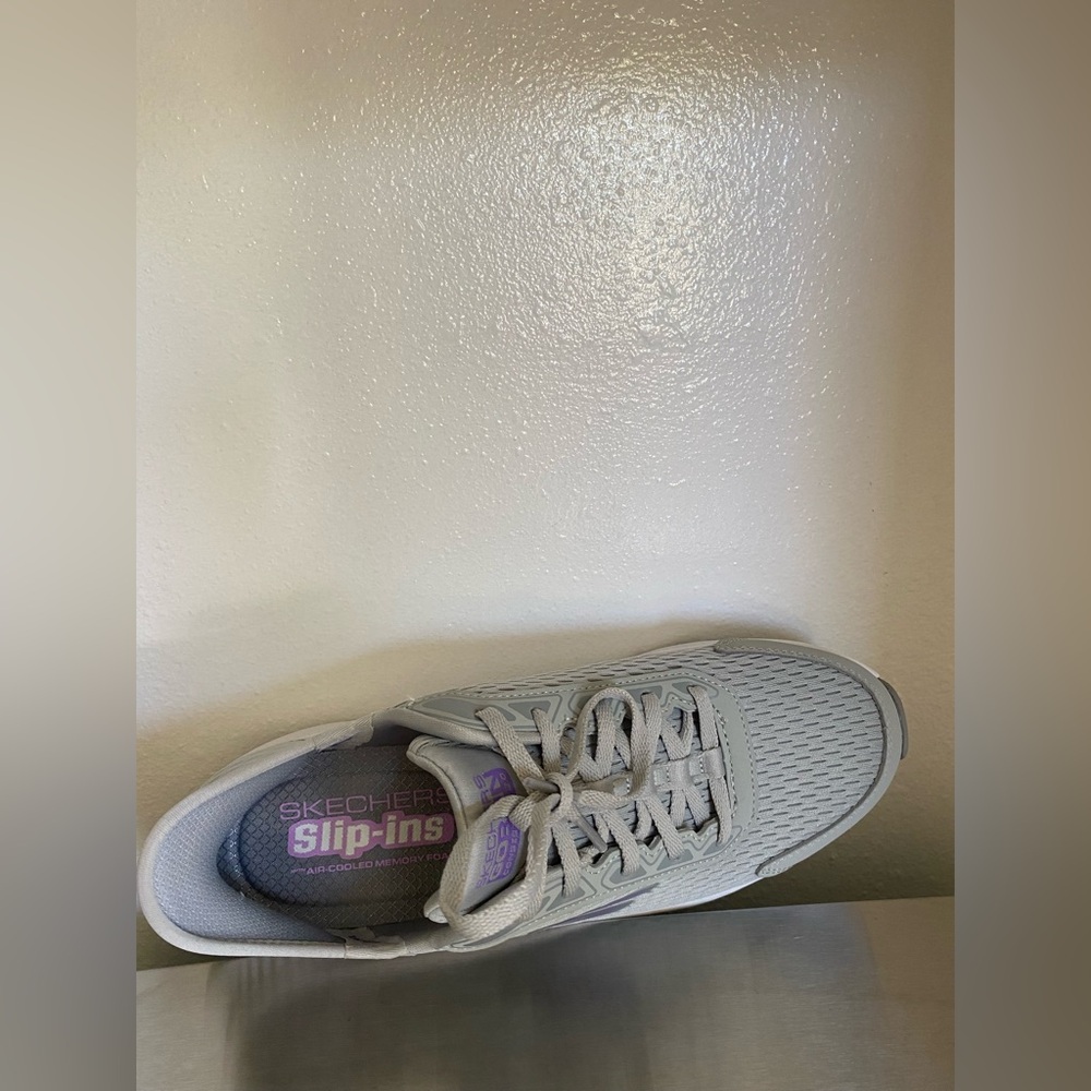 SKECHERS GO RUN CONSISTENT 2.0 Women's Light Gray and Purple Athletic Shoes - Picture 2 of 11